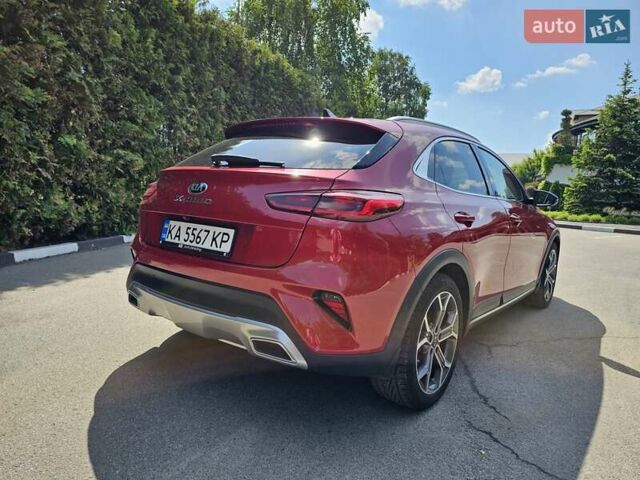 Красный Киа XCeed, объемом двигателя 1.35 л и пробегом 93 тыс. км за 25000 $, фото 5 на Automoto.ua
