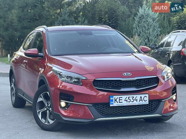 Красный Киа XCeed, объемом двигателя 1.4 л и пробегом 35 тыс. км за 19300 $, фото 4 на Automoto.ua