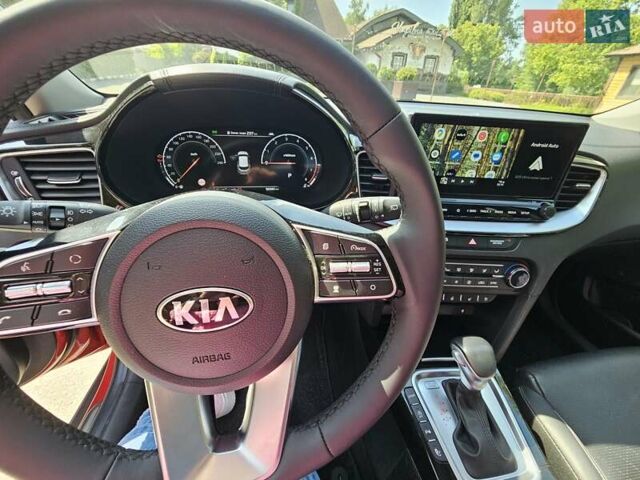 Красный Киа XCeed, объемом двигателя 1.35 л и пробегом 93 тыс. км за 25000 $, фото 33 на Automoto.ua