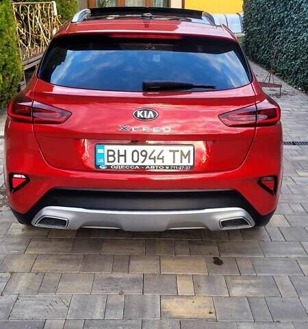 Червоний Кіа XCeed, об'ємом двигуна 1.35 л та пробігом 17 тис. км за 25000 $, фото 3 на Automoto.ua