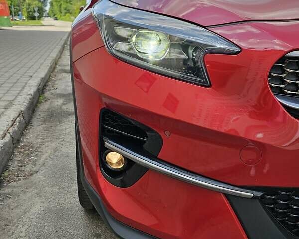 Красный Киа XCeed, объемом двигателя 1.35 л и пробегом 93 тыс. км за 25000 $, фото 51 на Automoto.ua