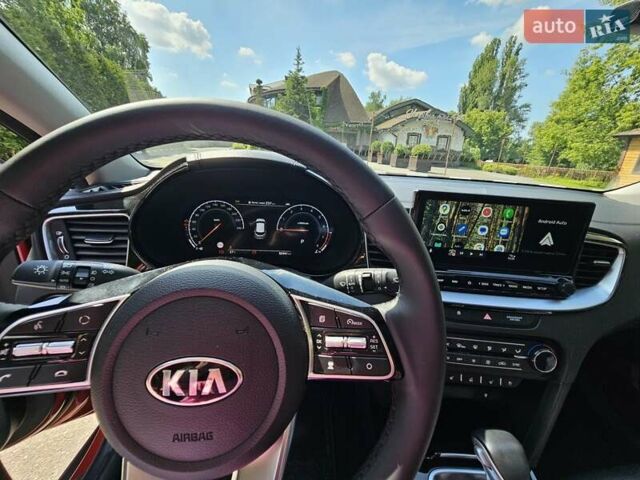 Красный Киа XCeed, объемом двигателя 1.35 л и пробегом 93 тыс. км за 25000 $, фото 34 на Automoto.ua