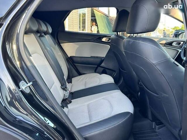 Киа XCeed, объемом двигателя 1.4 л и пробегом 69 тыс. км за 19000 $, фото 29 на Automoto.ua
