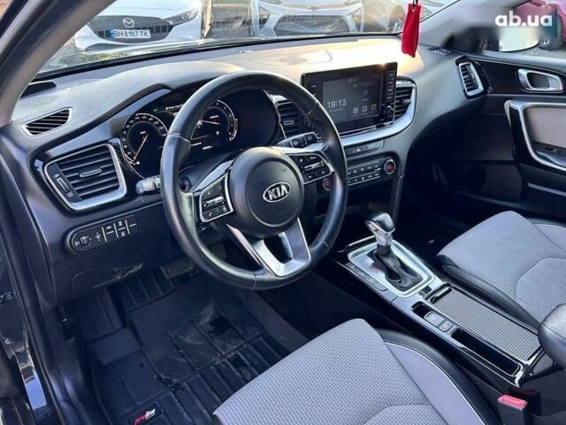Киа XCeed, объемом двигателя 1.4 л и пробегом 69 тыс. км за 19000 $, фото 14 на Automoto.ua