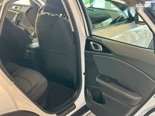 Киа XCeed, объемом двигателя 0 л и пробегом 27 тыс. км за 27900 $, фото 1 на Automoto.ua