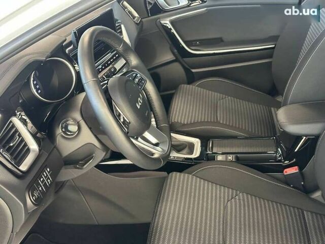 Киа XCeed, объемом двигателя 0 л и пробегом 27 тыс. км за 27900 $, фото 20 на Automoto.ua