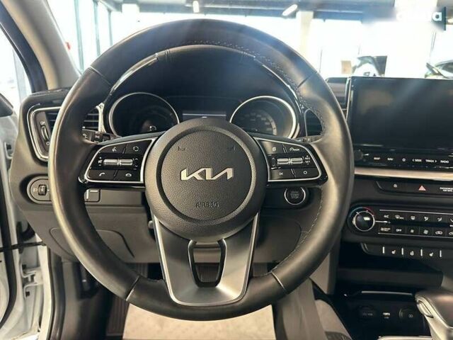 Киа XCeed, объемом двигателя 0 л и пробегом 27 тыс. км за 27900 $, фото 24 на Automoto.ua