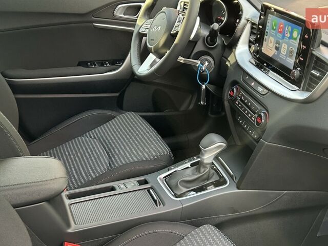 Киа XCeed, объемом двигателя 1 л и пробегом 0 тыс. км за 28087 $, фото 21 на Automoto.ua