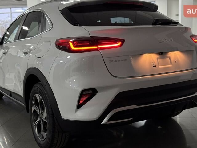 Кіа XCeed, об'ємом двигуна 1 л та пробігом 0 тис. км за 28268 $, фото 3 на Automoto.ua