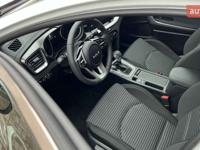 купить новое авто Киа XCeed 2025 года от официального дилера Автоцентр AUTO.RIA Киа фото