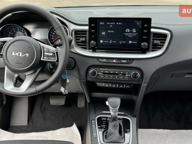 купить новое авто Киа XCeed 2025 года от официального дилера «Одеса-АВТО» Киа фото