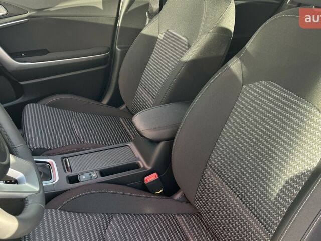 Киа XCeed, объемом двигателя 1 л и пробегом 0 тыс. км за 28087 $, фото 13 на Automoto.ua