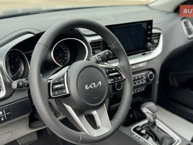 купить новое авто Киа XCeed 2025 года от официального дилера «Одеса-АВТО» Киа фото