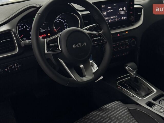 Кіа XCeed, об'ємом двигуна 1 л та пробігом 0 тис. км за 28268 $, фото 6 на Automoto.ua