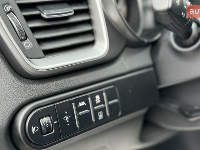 купить новое авто Киа XCeed 2025 года от официального дилера «Одеса-АВТО» Киа фото