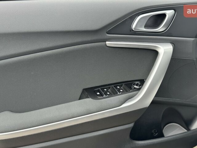 купить новое авто Киа XCeed 2025 года от официального дилера «Одеса-АВТО» Киа фото