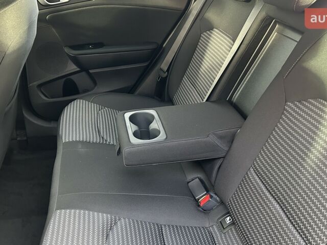 Киа XCeed, объемом двигателя 1 л и пробегом 0 тыс. км за 28087 $, фото 17 на Automoto.ua