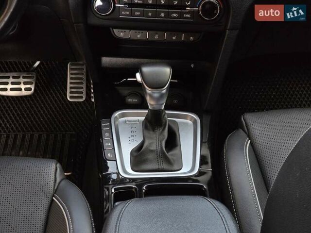 Серый Киа XCeed, объемом двигателя 1.35 л и пробегом 75 тыс. км за 20300 $, фото 1 на Automoto.ua