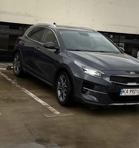Сірий Кіа XCeed, об'ємом двигуна 1.35 л та пробігом 73 тис. км за 24500 $, фото 2 на Automoto.ua