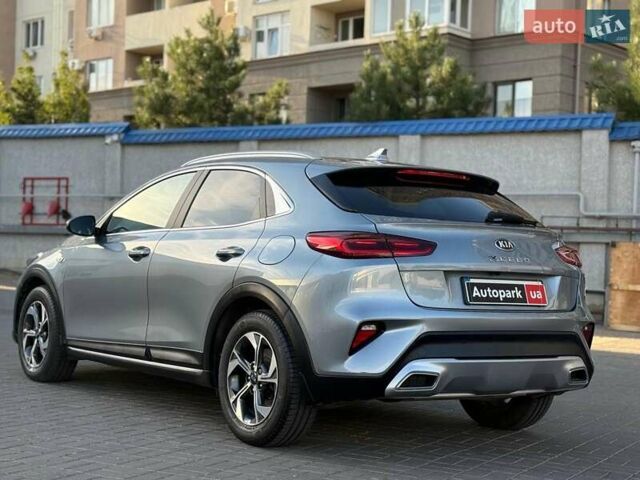 Сірий Кіа XCeed, об'ємом двигуна 1.4 л та пробігом 27 тис. км за 19440 $, фото 7 на Automoto.ua