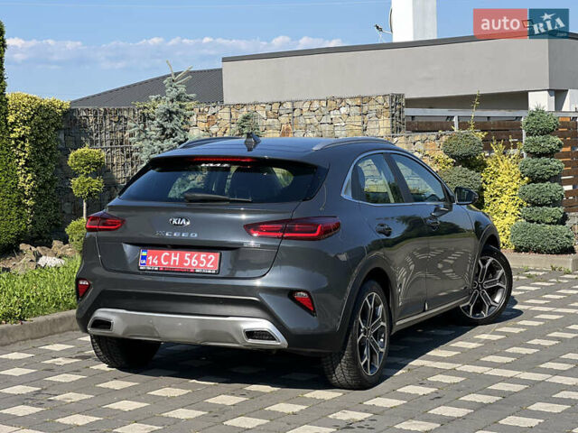 Серый Киа XCeed, объемом двигателя 1.5 л и пробегом 54 тыс. км за 18800 $, фото 11 на Automoto.ua
