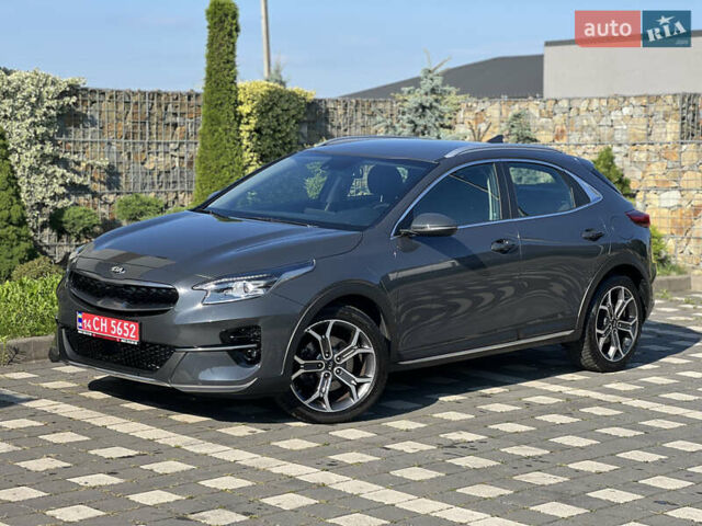 Серый Киа XCeed, объемом двигателя 1.5 л и пробегом 53 тыс. км за 19700 $, фото 6 на Automoto.ua