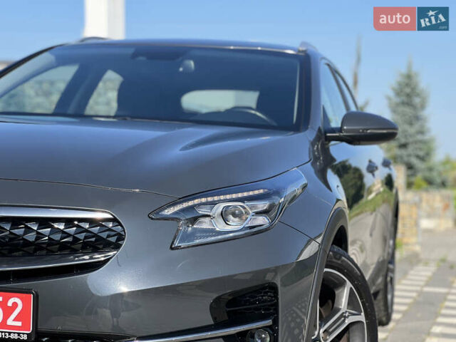 Серый Киа XCeed, объемом двигателя 1.5 л и пробегом 53 тыс. км за 19700 $, фото 9 на Automoto.ua