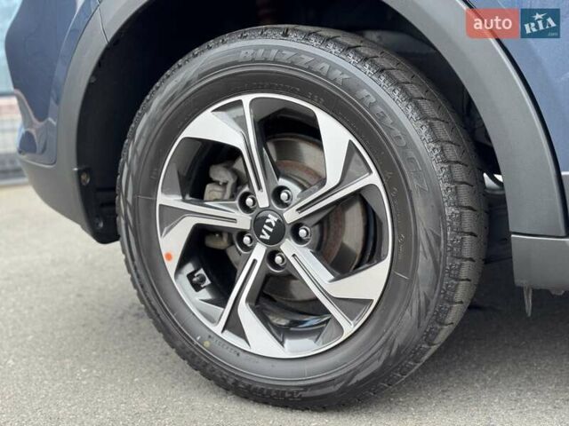 Синий Киа XCeed, объемом двигателя 1.35 л и пробегом 96 тыс. км за 16999 $, фото 4 на Automoto.ua