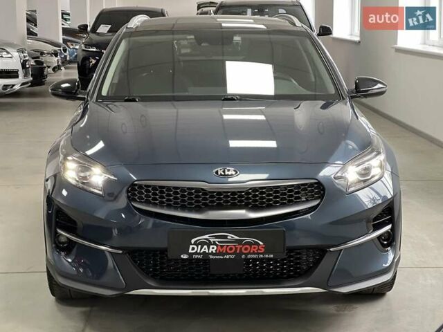 Синий Киа XCeed, объемом двигателя 1.35 л и пробегом 35 тыс. км за 21700 $, фото 1 на Automoto.ua