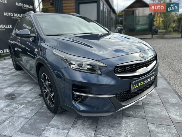 Синий Киа XCeed, объемом двигателя 1.4 л и пробегом 43 тыс. км за 18800 $, фото 12 на Automoto.ua