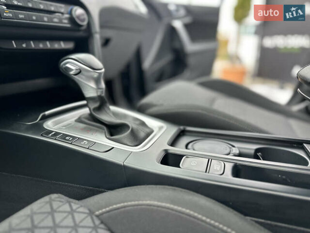 Синий Киа XCeed, объемом двигателя 1.4 л и пробегом 43 тыс. км за 18800 $, фото 42 на Automoto.ua