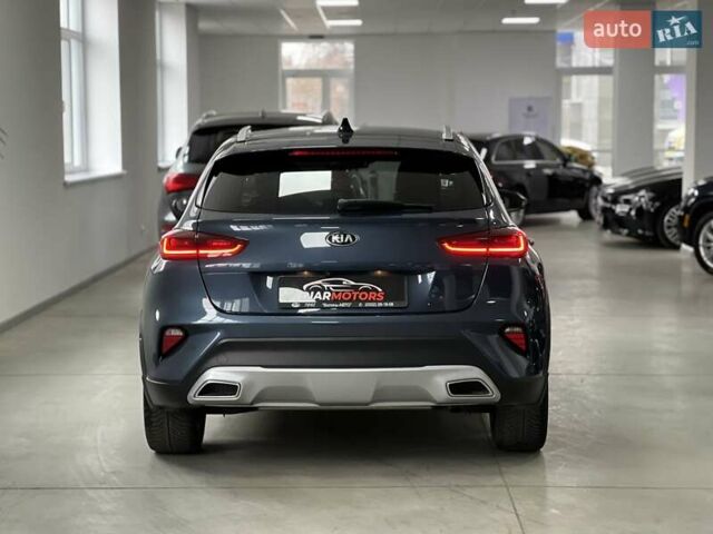 Синий Киа XCeed, объемом двигателя 1.35 л и пробегом 35 тыс. км за 21700 $, фото 4 на Automoto.ua