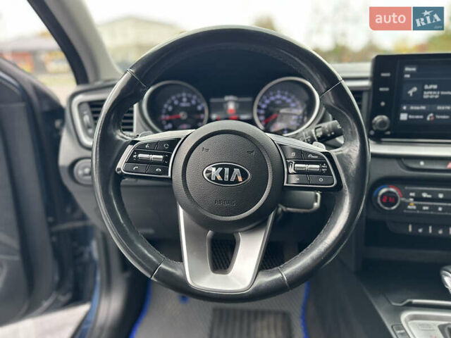 Синий Киа XCeed, объемом двигателя 1.4 л и пробегом 43 тыс. км за 18800 $, фото 57 на Automoto.ua
