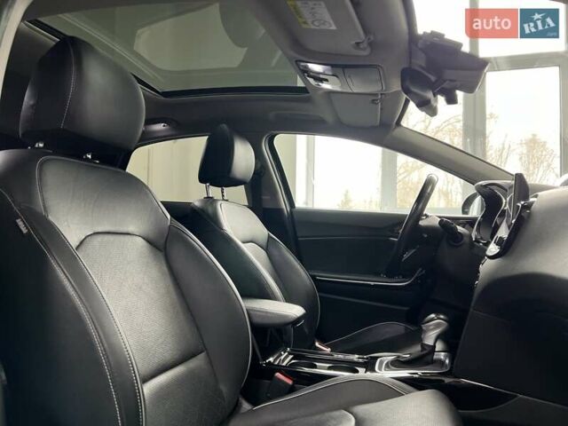 Синий Киа XCeed, объемом двигателя 1.35 л и пробегом 35 тыс. км за 21700 $, фото 36 на Automoto.ua