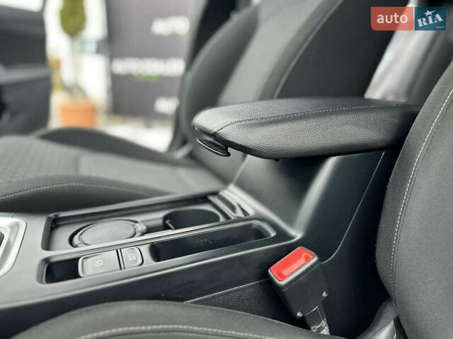 Синий Киа XCeed, объемом двигателя 1.4 л и пробегом 43 тыс. км за 18800 $, фото 41 на Automoto.ua