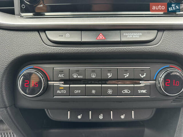 Синий Киа XCeed, объемом двигателя 1.4 л и пробегом 43 тыс. км за 18800 $, фото 59 на Automoto.ua
