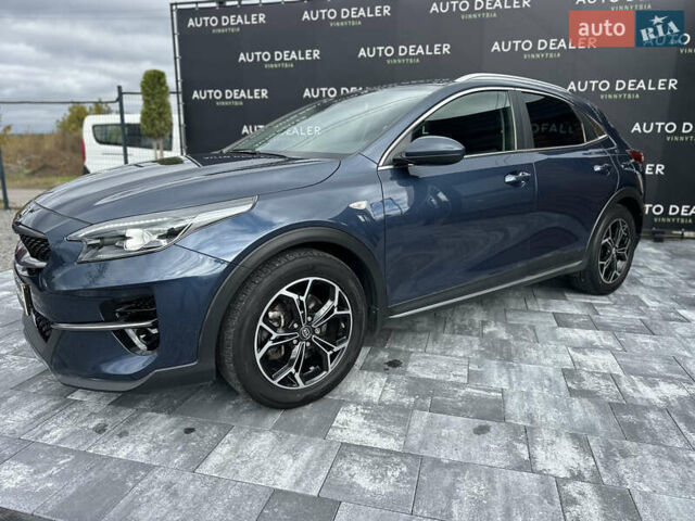 Синий Киа XCeed, объемом двигателя 1.4 л и пробегом 43 тыс. км за 18800 $, фото 4 на Automoto.ua