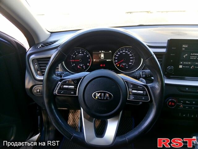 Синий Киа XCeed, объемом двигателя 1.4 л и пробегом 43 тыс. км за 18000 $, фото 3 на Automoto.ua