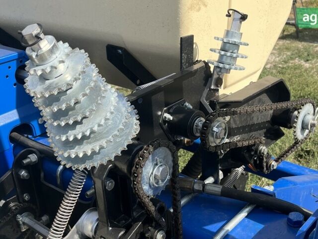 Кинзе 3000, объемом двигателя 0 л и пробегом 0 тыс. км за 21999 $, фото 7 на Automoto.ua