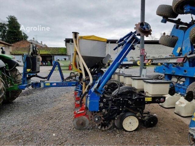 Кинзе 3000, объемом двигателя 0 л и пробегом 0 тыс. км за 57206 $, фото 4 на Automoto.ua