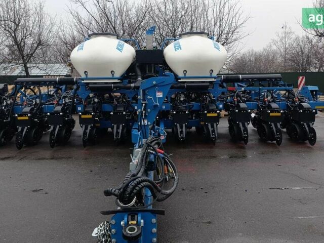 Кинзе 3000, объемом двигателя 0 л и пробегом 0 тыс. км за 70000 $, фото 4 на Automoto.ua