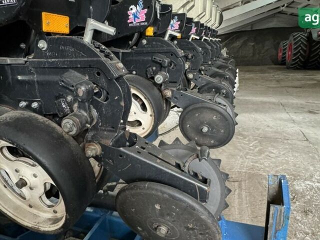 Кінзе 3600, об'ємом двигуна 0 л та пробігом 0 тис. км за 40000 $, фото 11 на Automoto.ua