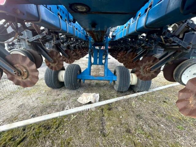 Кинзе 3700, объемом двигателя 0 л и пробегом 0 тыс. км за 44648 $, фото 4 на Automoto.ua