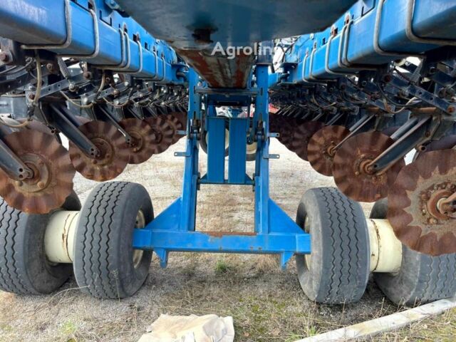 Кинзе 3700, объемом двигателя 0 л и пробегом 0 тыс. км за 44648 $, фото 5 на Automoto.ua