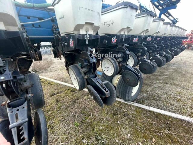 Кинзе 3700, объемом двигателя 0 л и пробегом 0 тыс. км за 44648 $, фото 6 на Automoto.ua