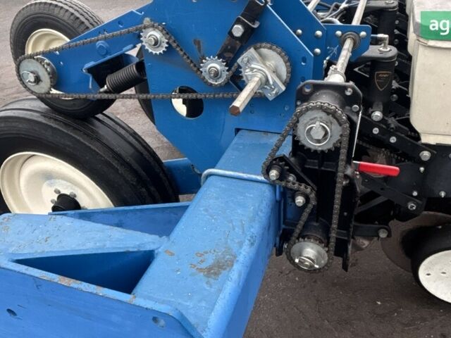 Кинзе 3700, объемом двигателя 0 л и пробегом 0 тыс. км за 42000 $, фото 5 на Automoto.ua