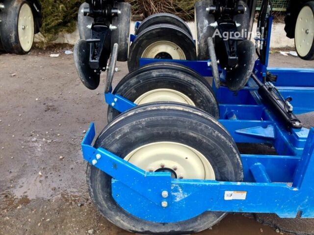 Кинзе Другая, объемом двигателя 0 л и пробегом 0 тыс. км за 81820 $, фото 27 на Automoto.ua