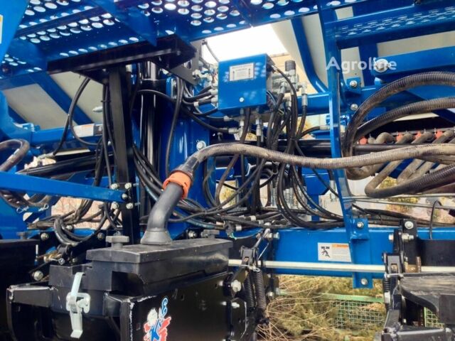 Кинзе Другая, объемом двигателя 0 л и пробегом 0 тыс. км за 81820 $, фото 28 на Automoto.ua