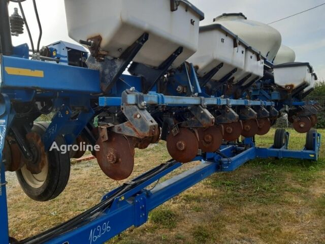 Кинзе Другая, объемом двигателя 0 л и пробегом 0 тыс. км за 81820 $, фото 19 на Automoto.ua