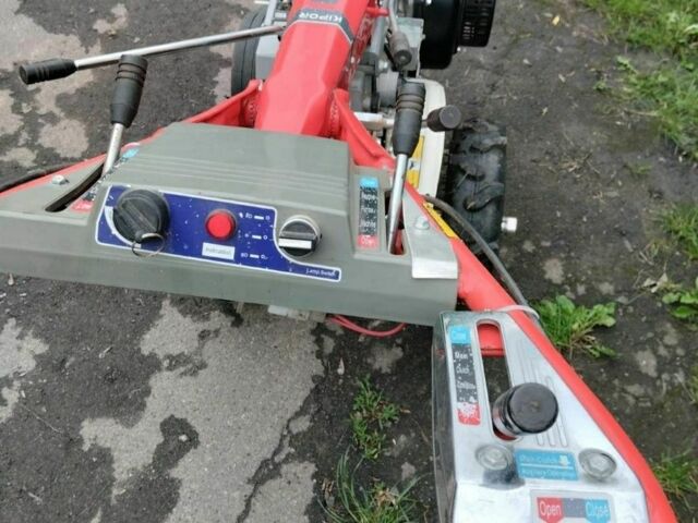 Червоний Кіроп 910E, об'ємом двигуна 0.27 л та пробігом 690 тис. км за 353 $, фото 3 на Automoto.ua